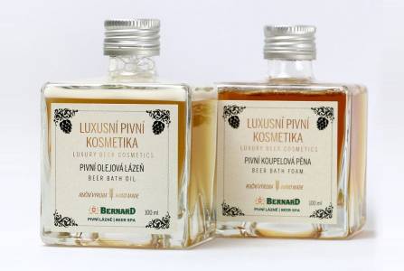Piccola confezione cosmetica di birra